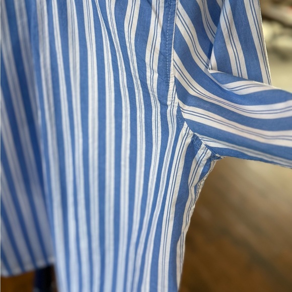 Women’s Old Navy Blue and White Striped Casual Shirt, Size Large - Picture 9 of 14